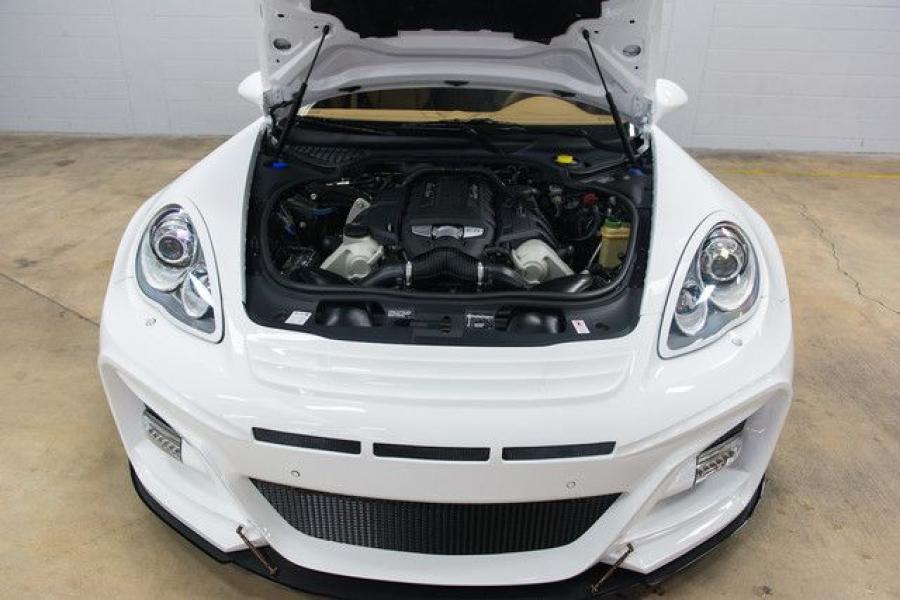  Porsche Panamera Turbo by Ultimate Auto 2015 года  (фото 4 из 16)